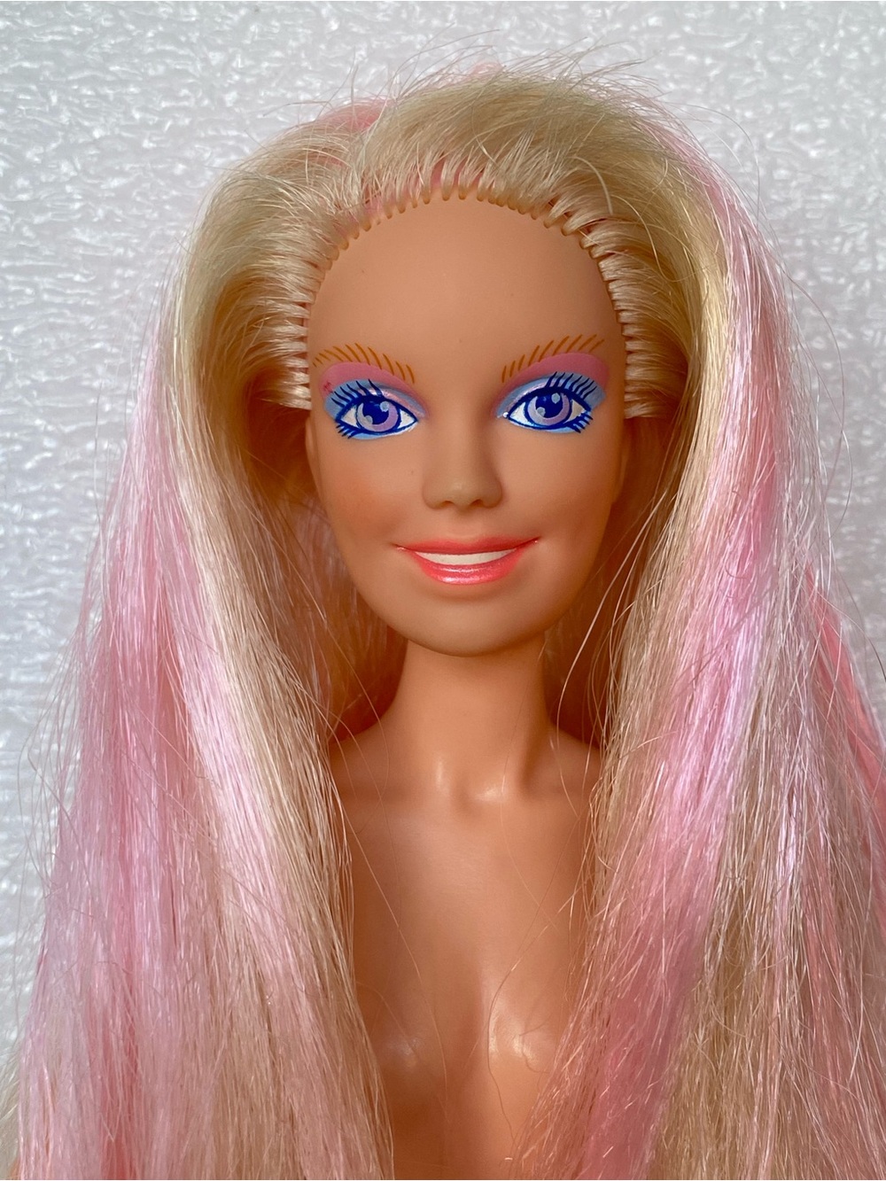 Vintage Hasbro 1985 JEM and the Holograms
Rock N Curl Doll - Nude